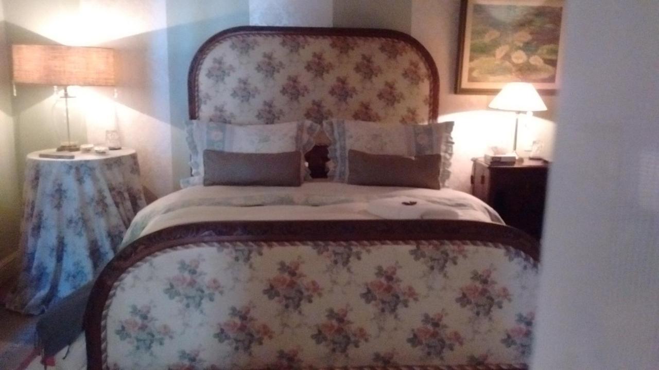 La Casona De Grace Bed & Breakfast Olivos Exterior photo